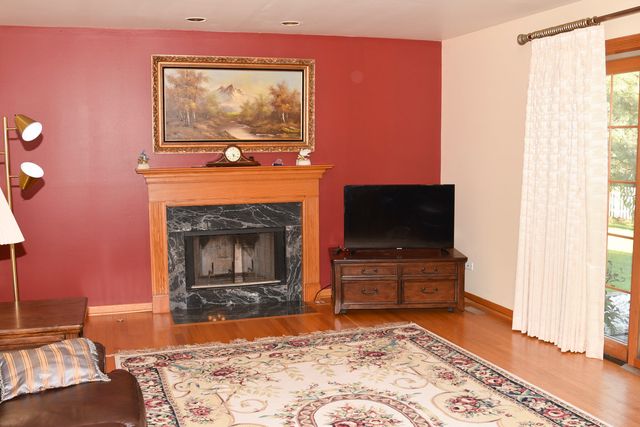 1218 Meadowlark Lane, Grayslake, IL 60030