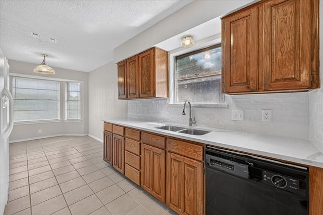 3619 Ceran Drive, Arlington, TX 76016