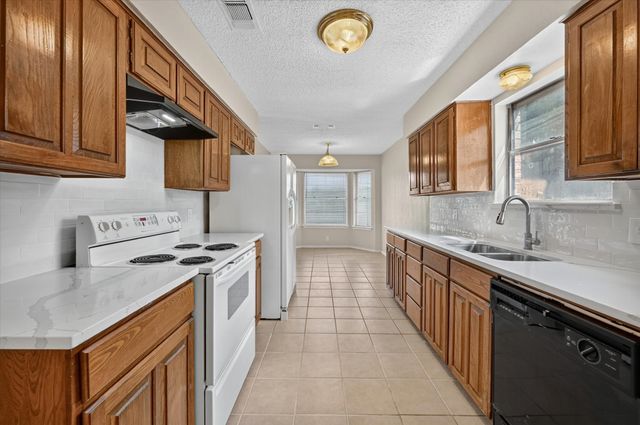 3619 Ceran Drive, Arlington, TX 76016