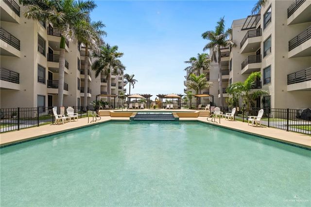 813 Travis Street 203, Mission, TX 78572