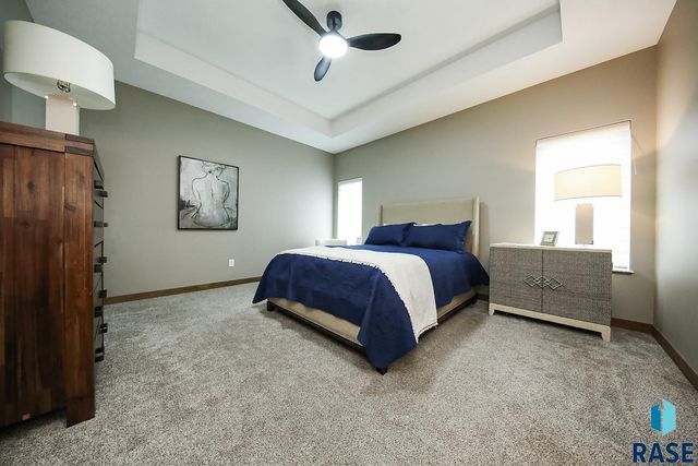 2405 N Main Ave, Tea, SD 57064