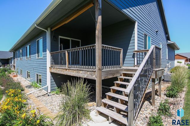2405 N Main Ave, Tea, SD 57064
