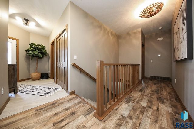 2405 N Main Ave, Tea, SD 57064