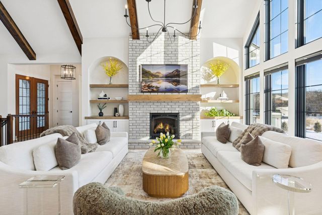 5671 Oakridge Trail S, Afton, MN 55001