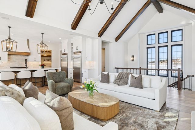 5671 Oakridge Trail S, Afton, MN 55001