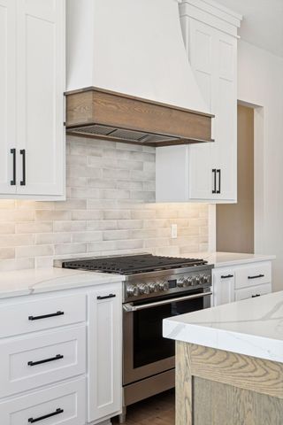 5671 Oakridge Trail S, Afton, MN 55001