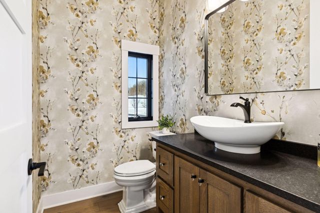 5671 Oakridge Trail S, Afton, MN 55001