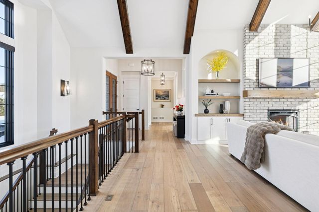 5671 Oakridge Trail S, Afton, MN 55001