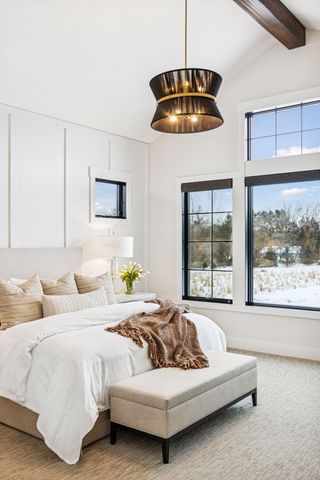 5671 Oakridge Trail S, Afton, MN 55001