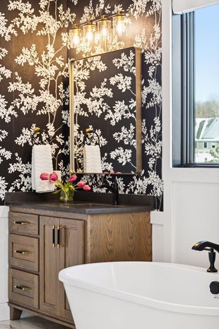 5671 Oakridge Trail S, Afton, MN 55001