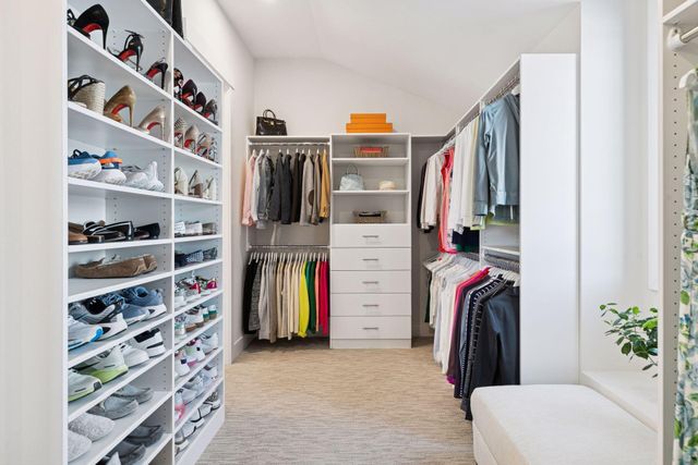 5671 Oakridge Trail S, Afton, MN 55001