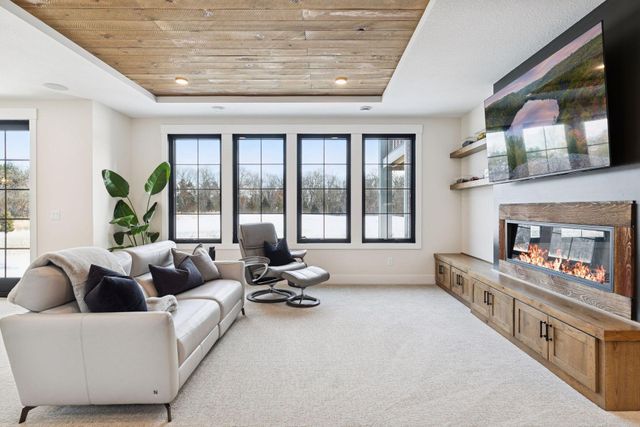 5671 Oakridge Trail S, Afton, MN 55001