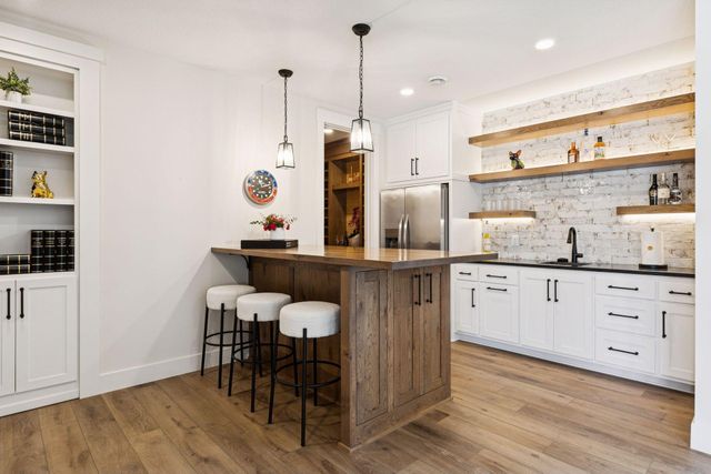 5671 Oakridge Trail S, Afton, MN 55001