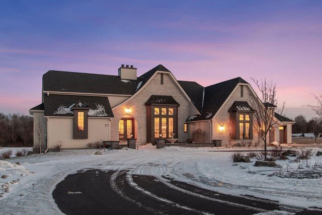 5671 Oakridge Trail S, Afton, MN 55001