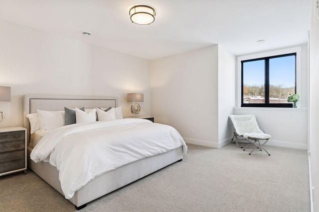 5671 Oakridge Trail S, Afton, MN 55001