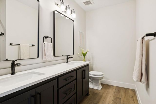 5671 Oakridge Trail S, Afton, MN 55001