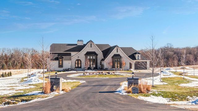 5671 Oakridge Trail S, Afton, MN 55001