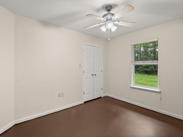 467 Alcock Rd, Longville, LA 70652