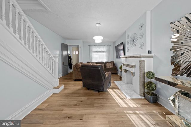 1038 W GREEN ST, Allentown, PA 18102