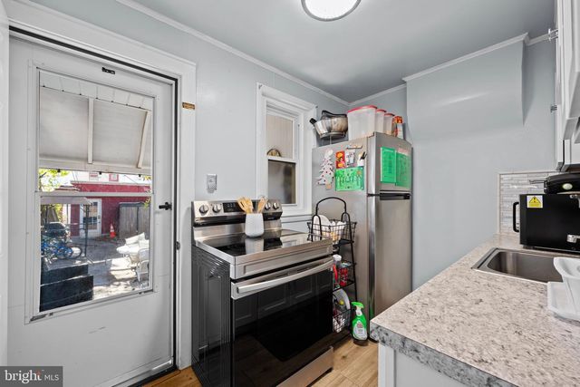 1038 W GREEN ST, Allentown, PA 18102