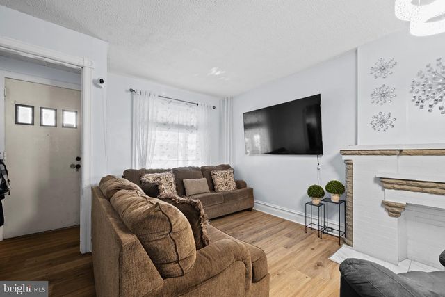 1038 W GREEN ST, Allentown, PA 18102