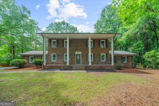 125 Silver Leaf Drive, Fayetteville, GA 30214