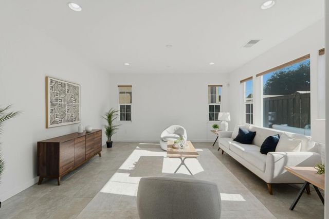 1512 Hayden Street, Hayward, CA 94545