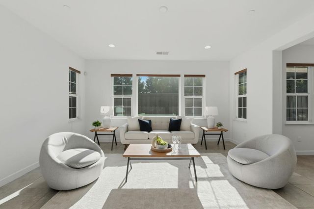 1512 Hayden Street, Hayward, CA 94545