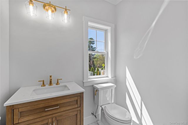 561 King Street, Port Chester, NY 10573