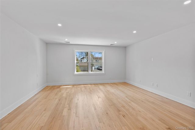 561 King Street, Port Chester, NY 10573