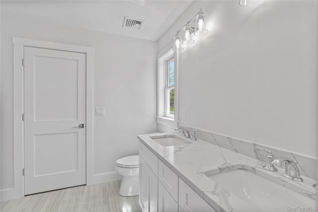 561 King Street, Port Chester, NY 10573