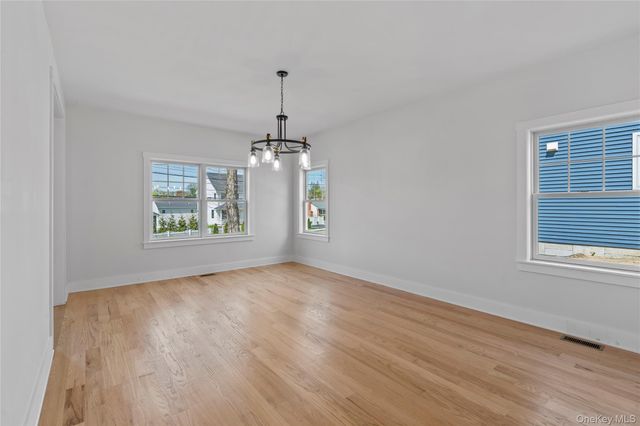 561 King Street, Port Chester, NY 10573