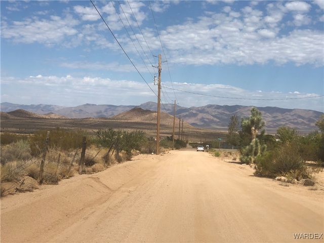 10210 N Boulder Road, Kingman, AZ 86401