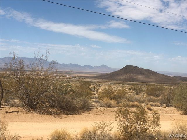 10210 N Boulder Road, Kingman, AZ 86401