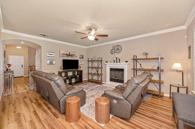 1969 Sevilla Dr, Roseville, CA 95747