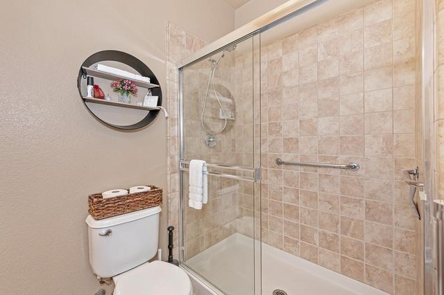 1969 Sevilla Dr, Roseville, CA 95747
