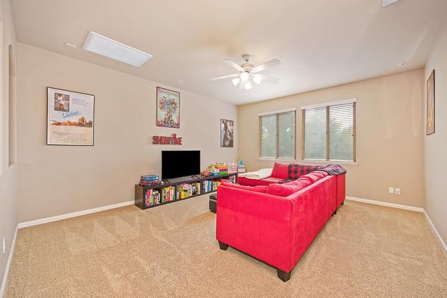 1969 Sevilla Dr, Roseville, CA 95747