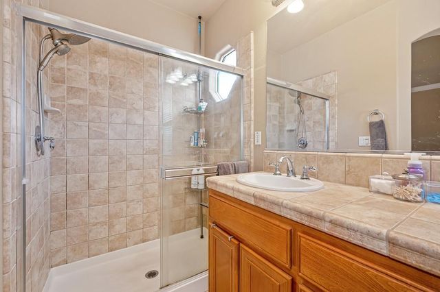 1969 Sevilla Dr, Roseville, CA 95747