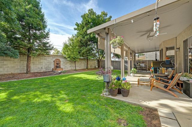 1969 Sevilla Dr, Roseville, CA 95747