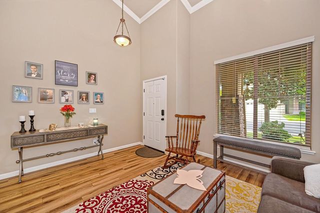 1969 Sevilla Dr, Roseville, CA 95747