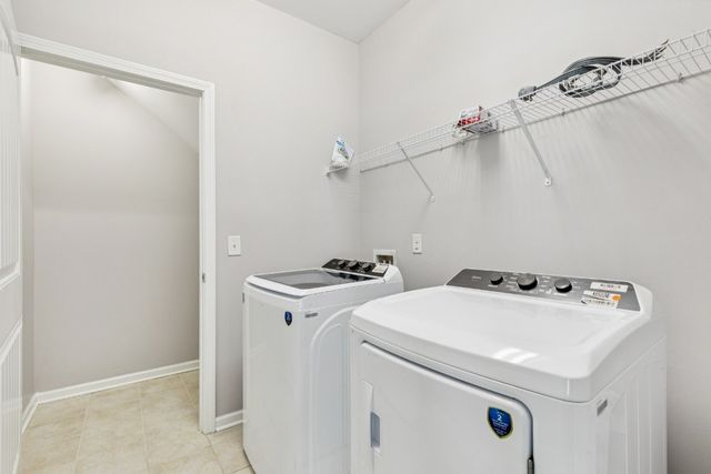 945 Manson Crossing Dr, Murfreesboro, TN 37128