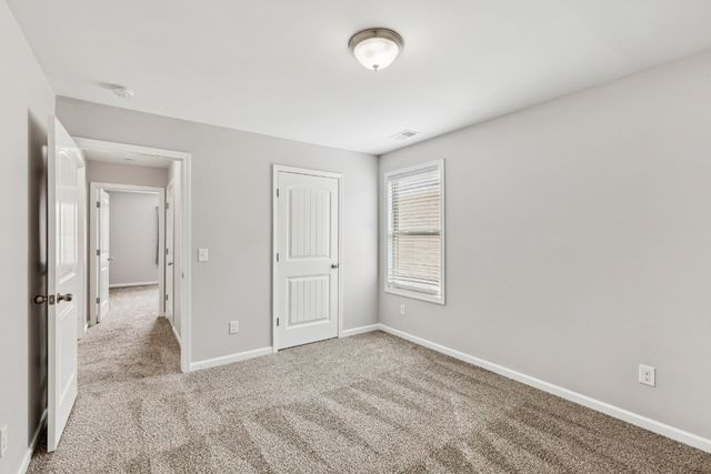 945 Manson Crossing Dr, Murfreesboro, TN 37128