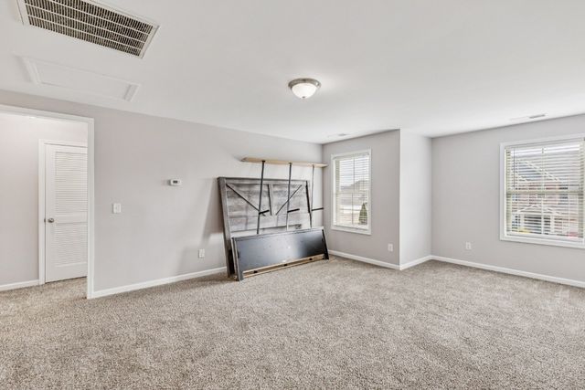 945 Manson Crossing Dr, Murfreesboro, TN 37128