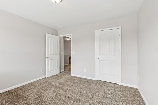 945 Manson Crossing Dr, Murfreesboro, TN 37128