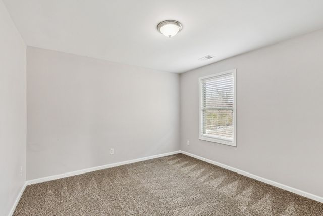 945 Manson Crossing Dr, Murfreesboro, TN 37128