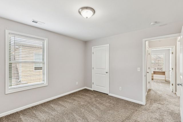 945 Manson Crossing Dr, Murfreesboro, TN 37128