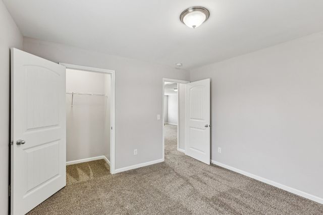 945 Manson Crossing Dr, Murfreesboro, TN 37128