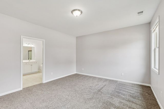 945 Manson Crossing Dr, Murfreesboro, TN 37128