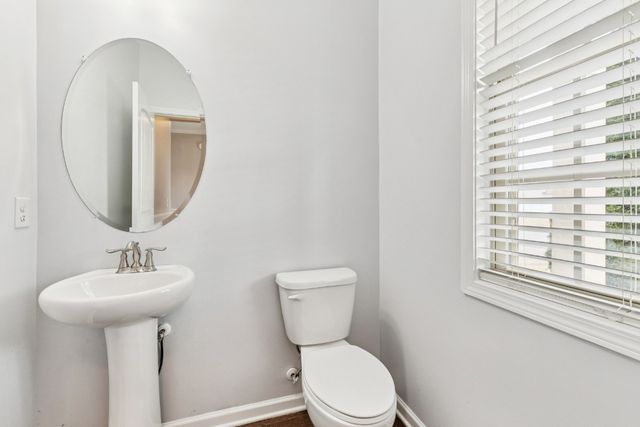 945 Manson Crossing Dr, Murfreesboro, TN 37128