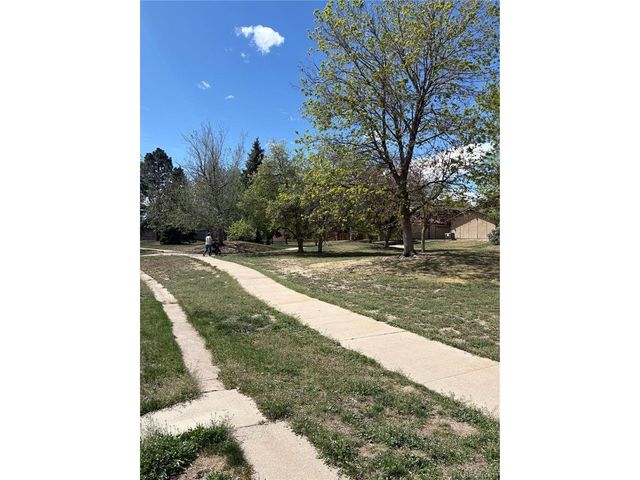 1273 S Crystal Way, Aurora, CO 80012